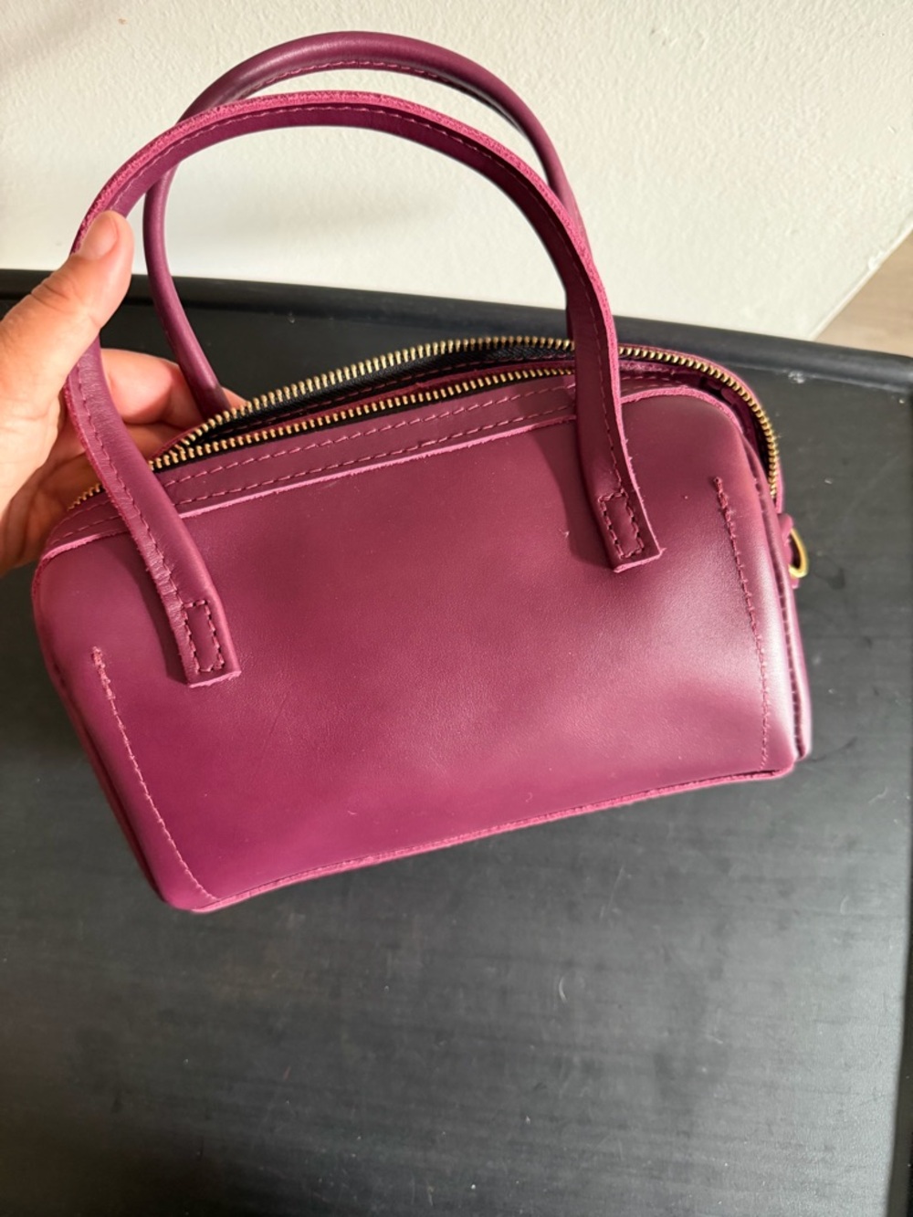 Portland Leather Goods Small Sloan Doctor Bag in lollipop - Picture 3 of 3
